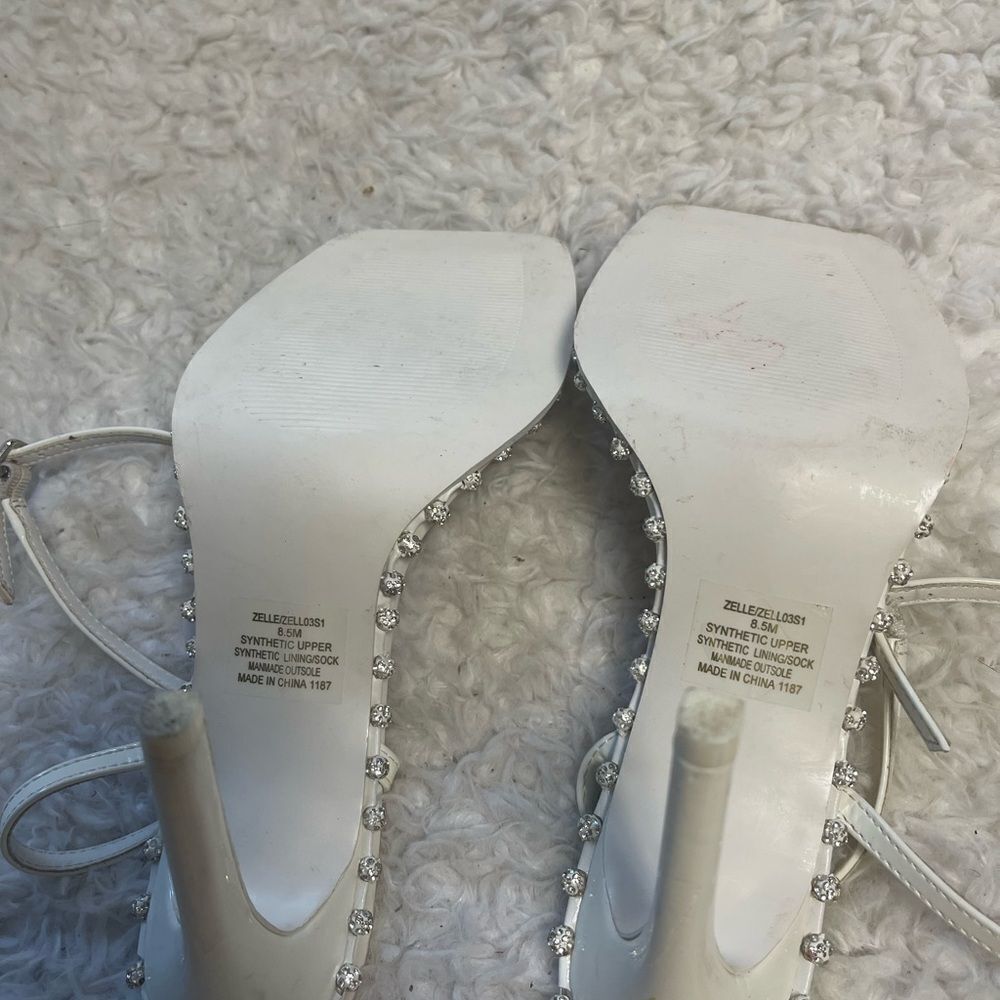 Steve Madden synthetic White patent Ankle Strap heels Rhinestones accents SZ8.5M - Picture 8 of 10